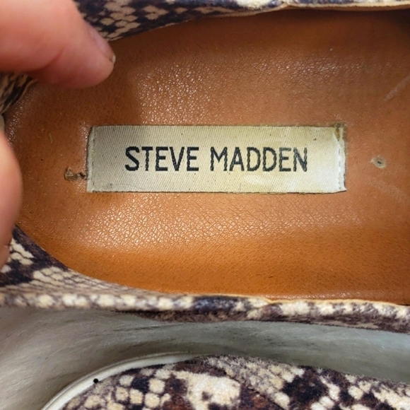 Steve Madden Fayna Snakeskin Print Slip On Sneakers 9 - Picture 11 of 16